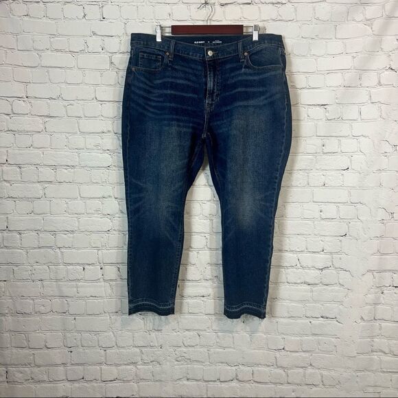 Old Navy Mid Rise Boyfriend Raw Hem Dark Wash Size 16 - Picture 1 of 10